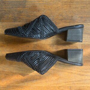 Kaanas Black Madagascar Slide